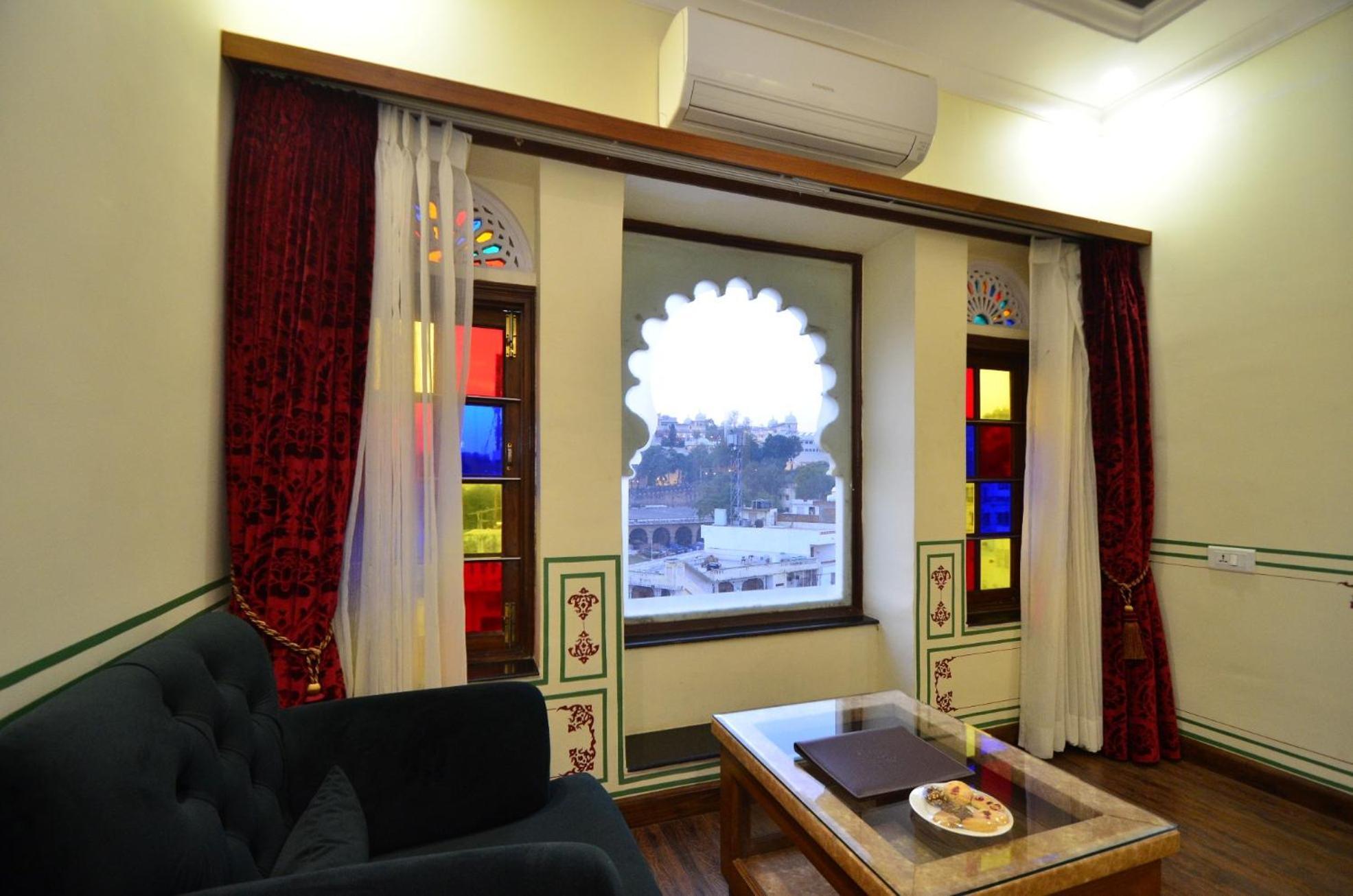 Aaram Mahal By Pachar Group Hotell Udaipur Eksteriør bilde